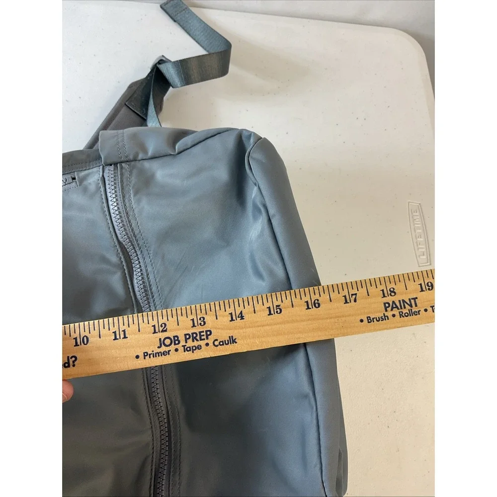 lululemon athletica big signs zipper