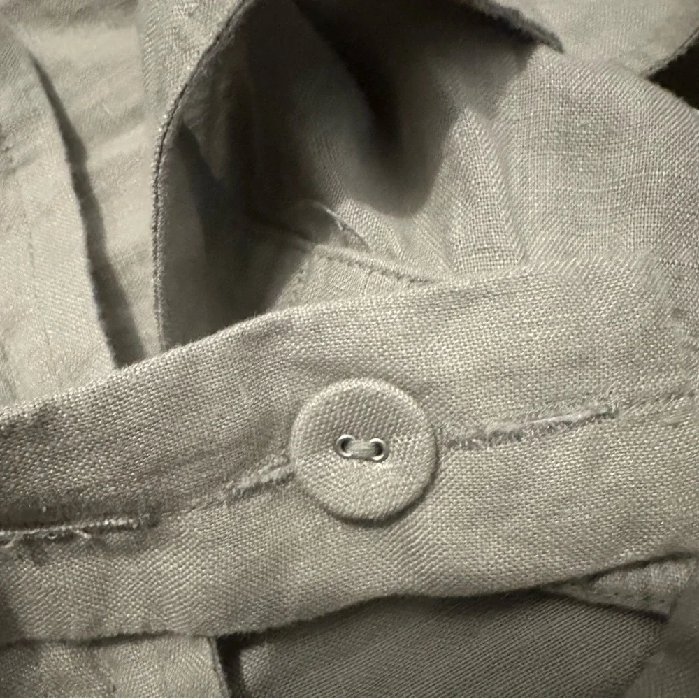 Everlane stylish versatile