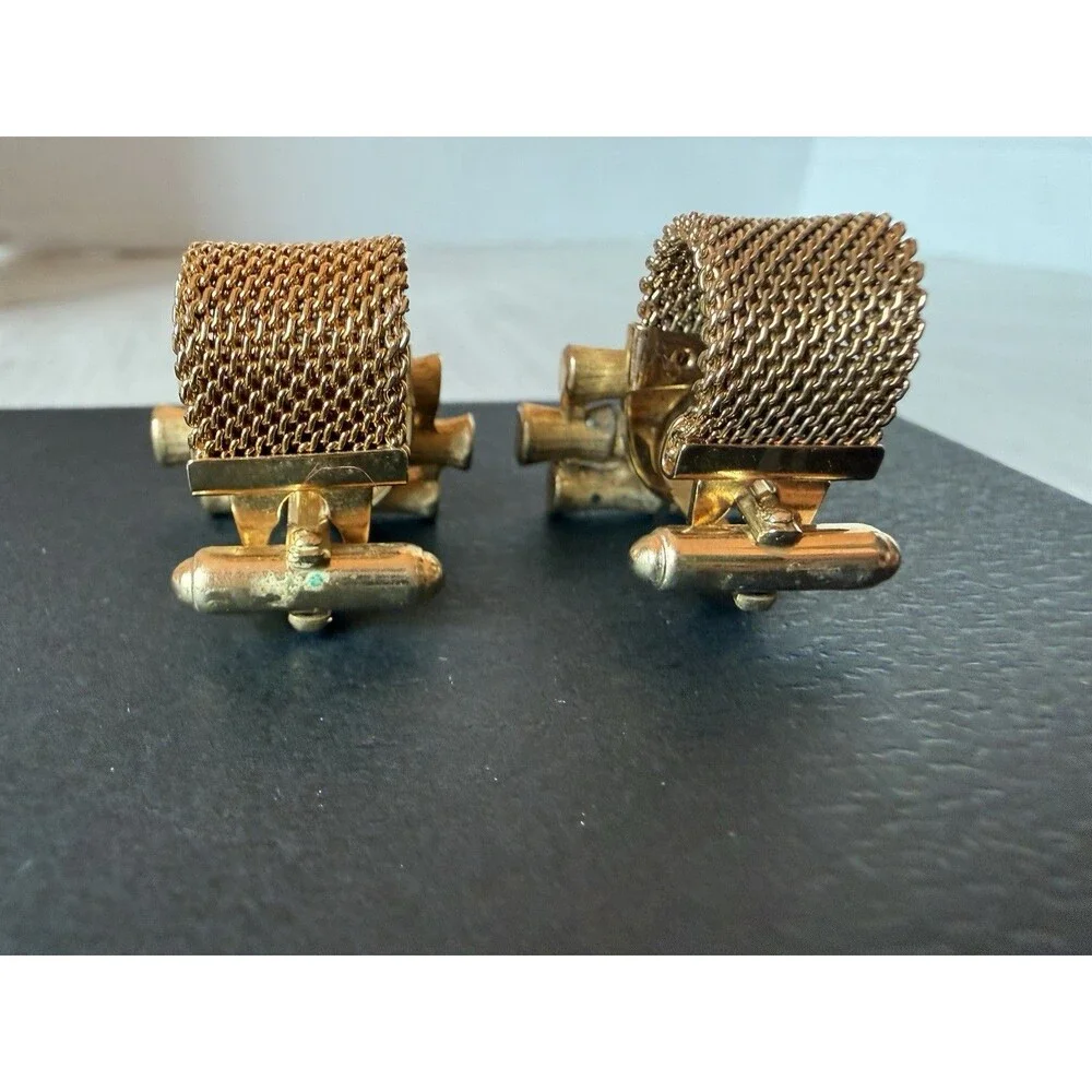 Vintage Anson Gold-Tone Mesh Wrap Bamboo Design Cufflinks with Green Jade Accent