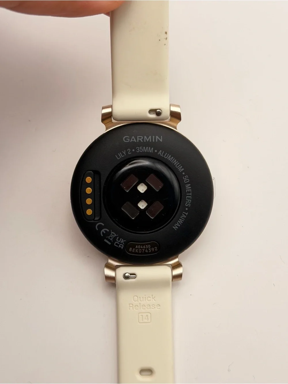 Garmin White/Silver Smartwatch with Charger