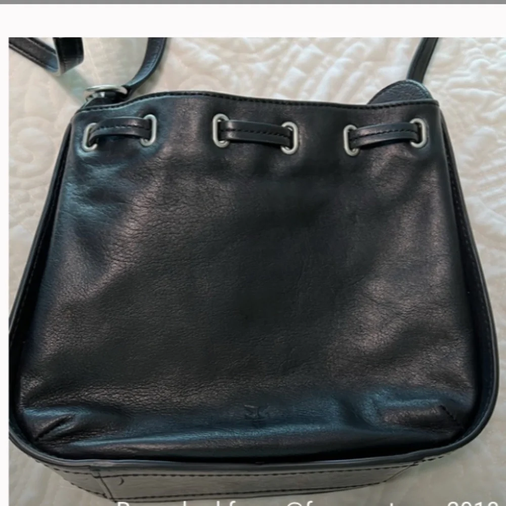 Dete frye black