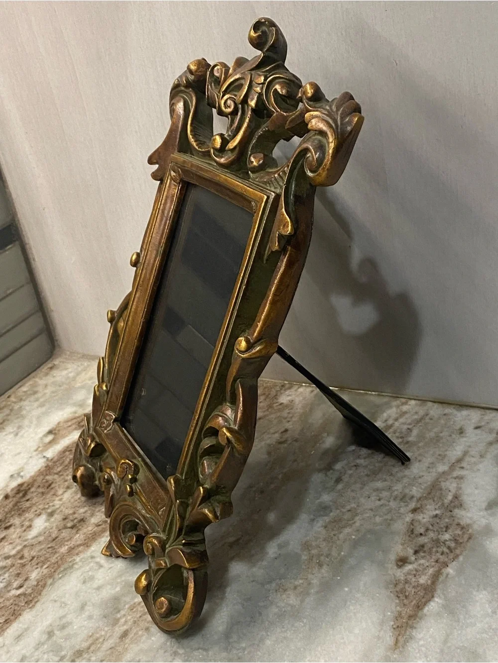 Vintage Gold Ornate Victorian Tabletop Picture Frame Rococo