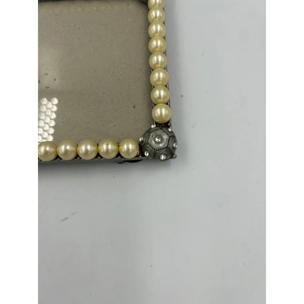 Vintage Style Faux Pearl and Rhinestone Metal Picture Frame 4x6 Tabletop Decor