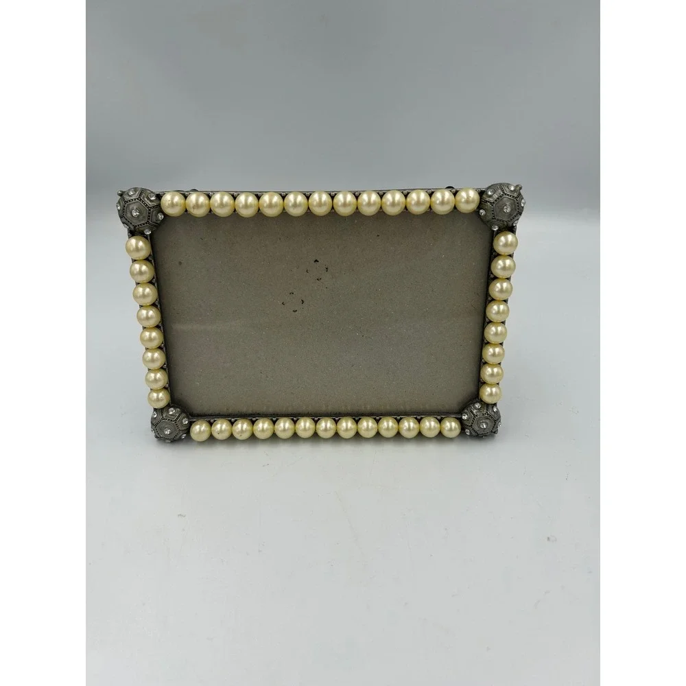 Vintage Style Faux Pearl and Rhinestone Metal Picture Frame 4x6 Tabletop Decor