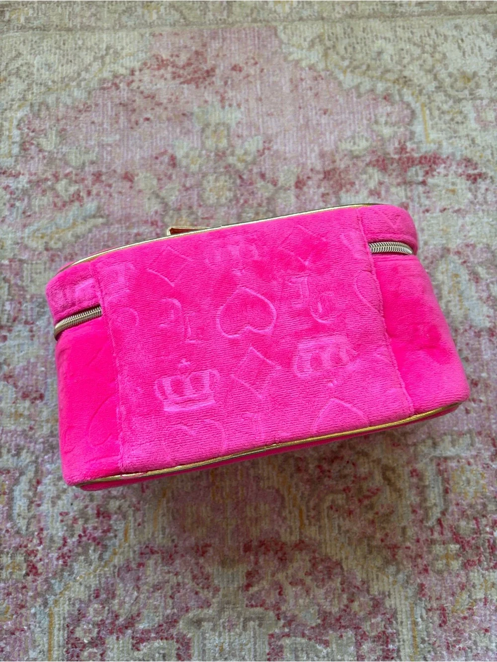 NWOT Juicy Couture \\ makeup bag