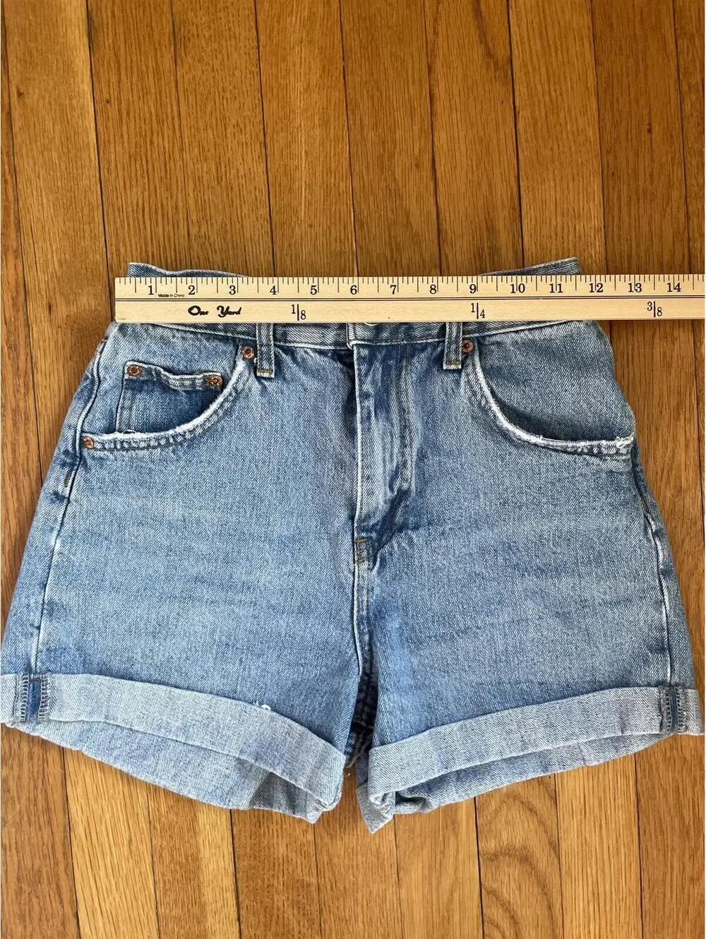 BDG mom jean