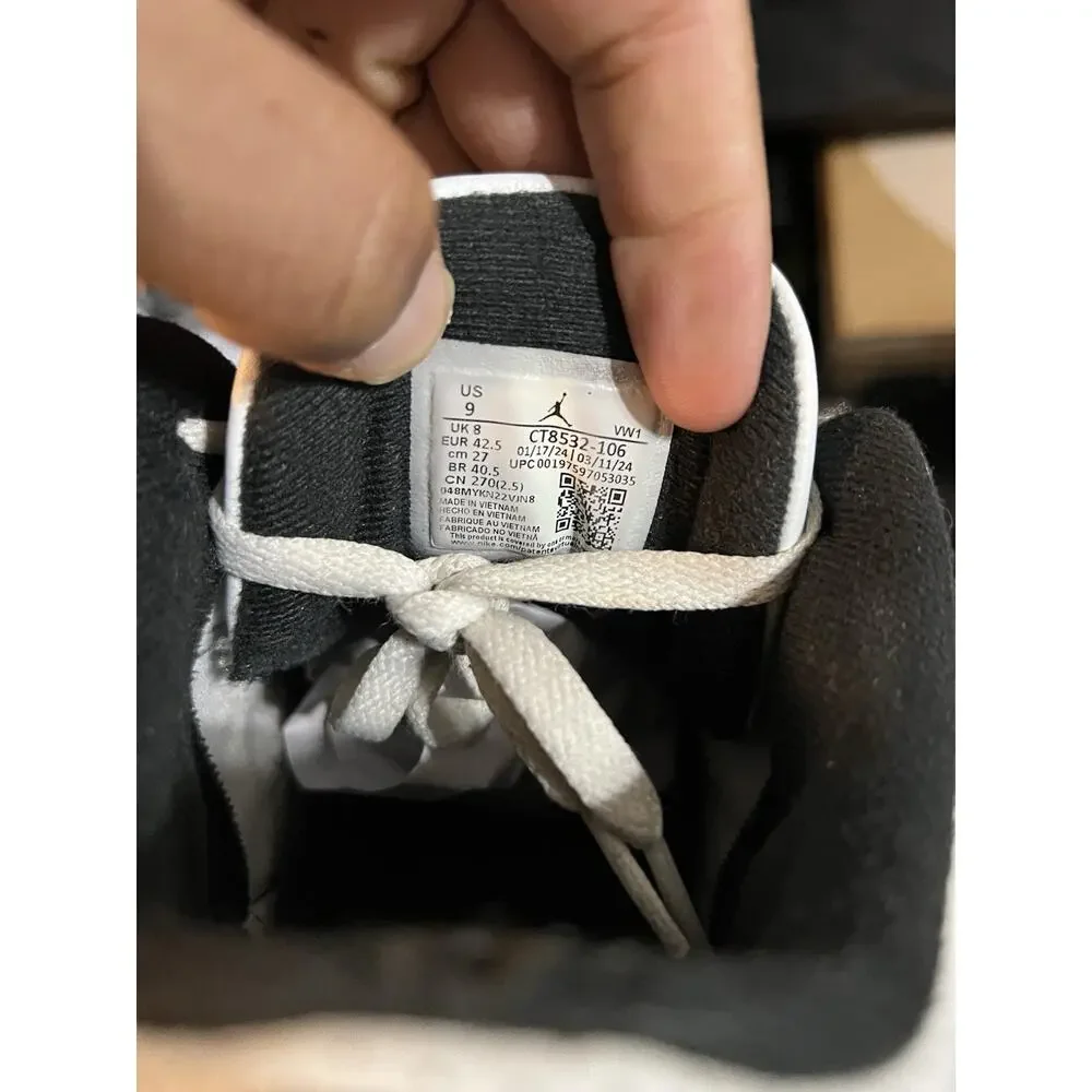 Jordan look flaw authentic