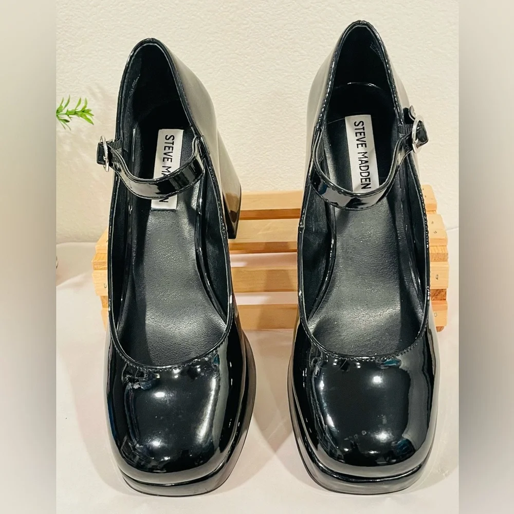 Steve Madden chic black