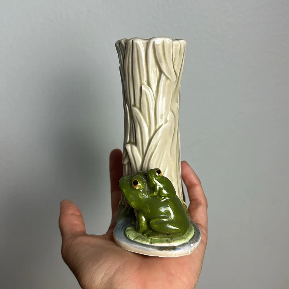 Vintage 1980s Otagiri Frog Vase