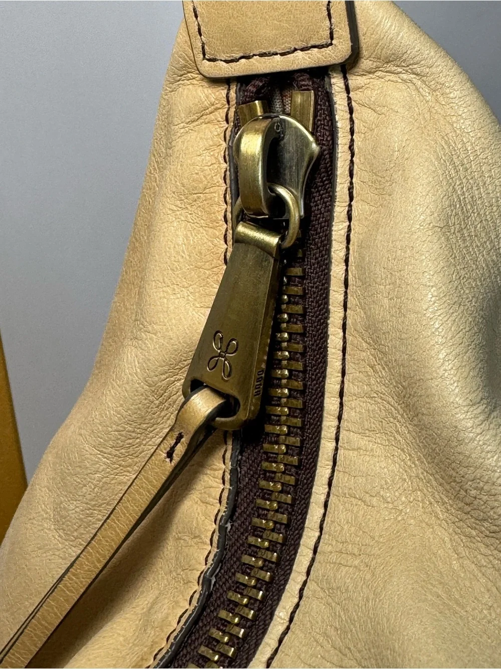 N/A beautiful leather