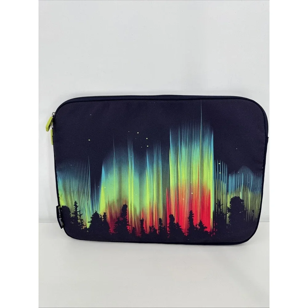 Griffin & Threadless Electric Sky Aurora Borealis Laptop Sleeve NEW‎ Large 16