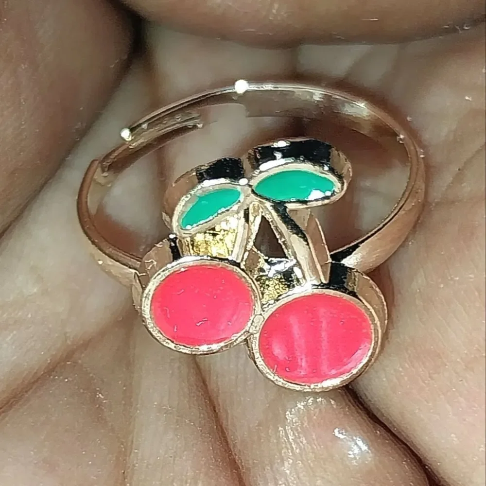 Super cute girls jeweled adjustable ring