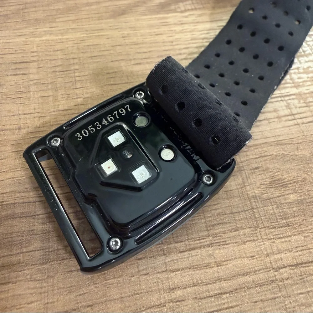 Scosche Rhythm+ Heart Rate Monitor Armband Black w/ USB Charger Fitness Tracker