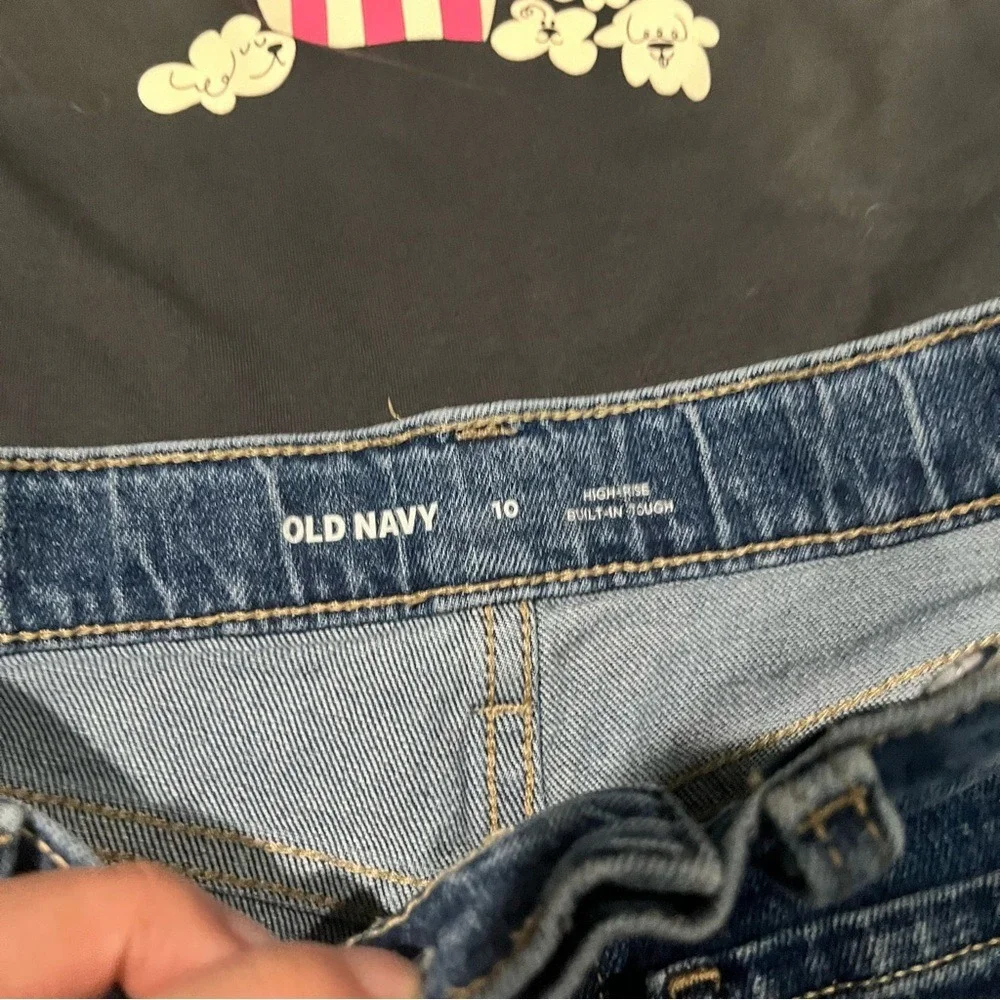 Old Navy Charcoal Graphic Tee and Blue Denim‎ Shorts