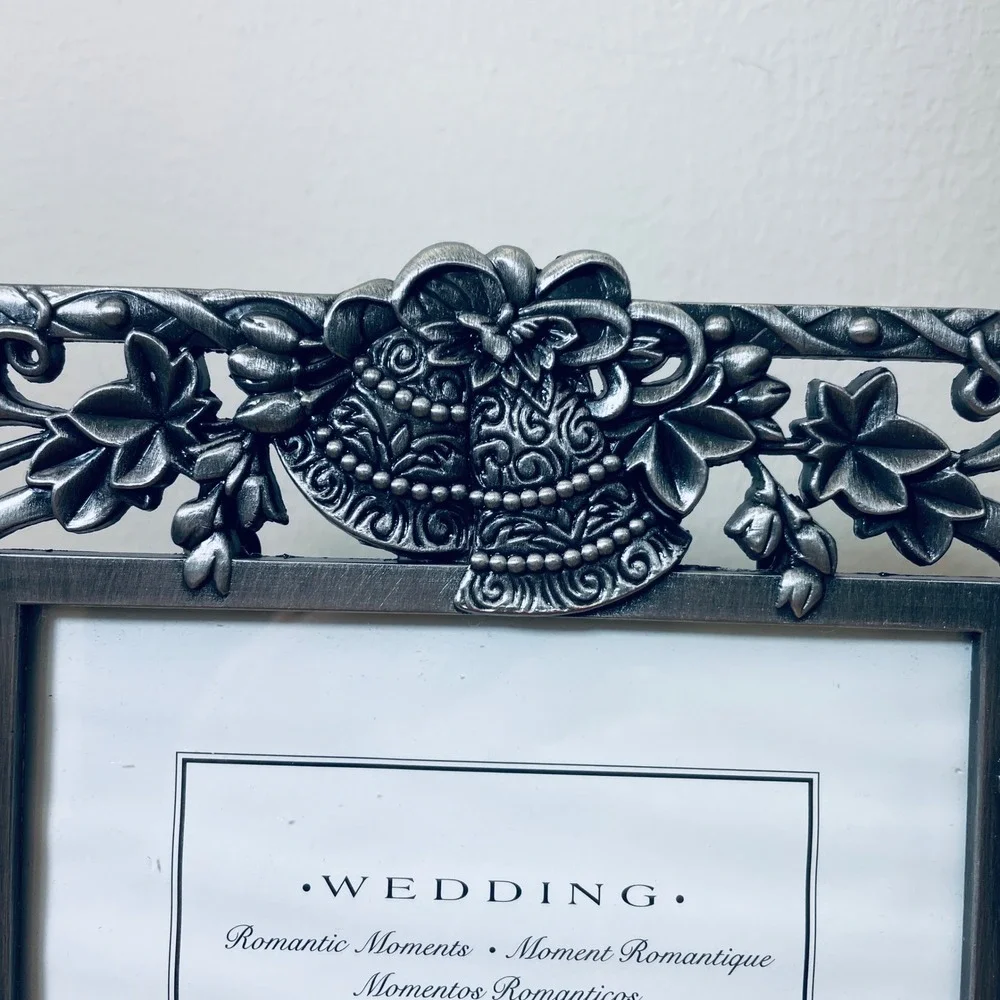Wilton pewter wedding
