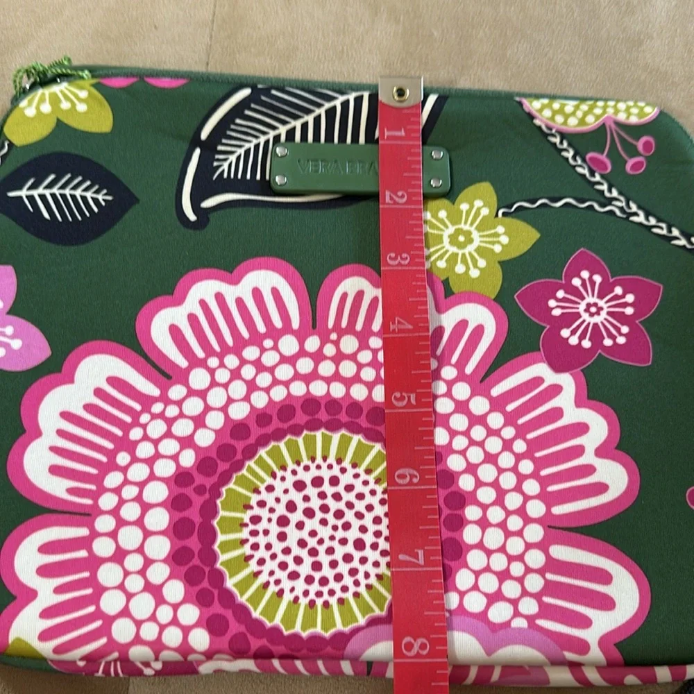 NWT Vera Bradley Neoprene Large Tablet Sleeve Olivia Pink