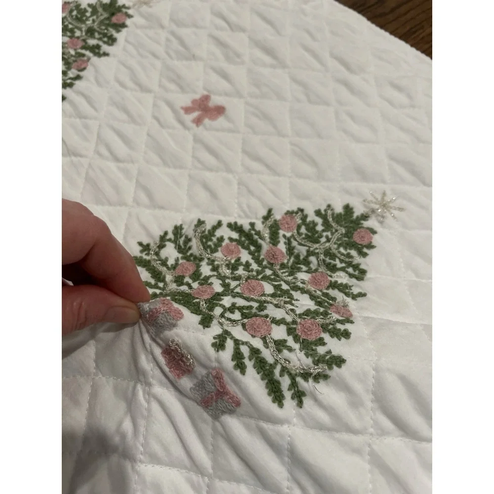 Present Living Home linens pl both
