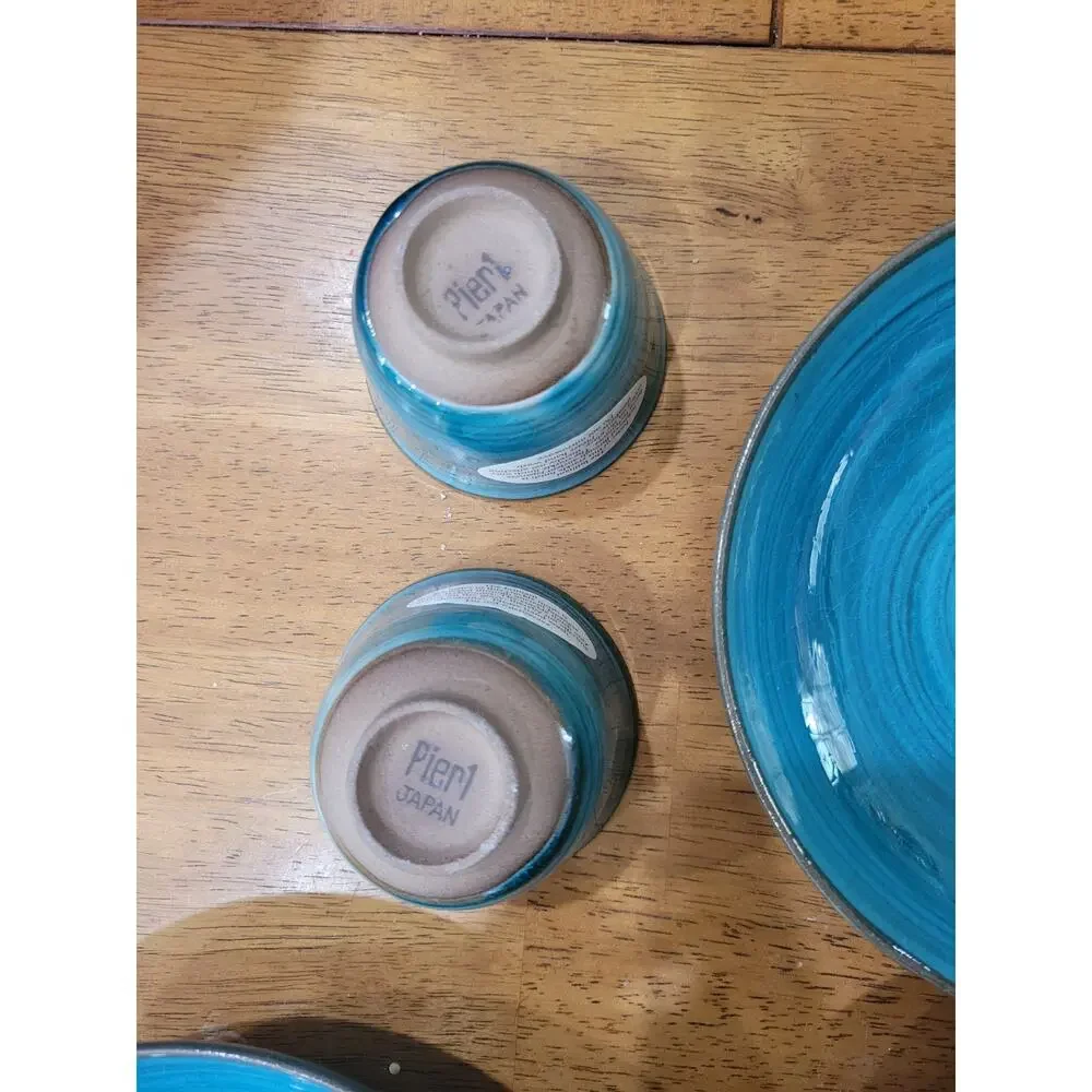 Pier 1 Japan Pottery‎ Dish Set Blue Crackle Glaze Plates Cups 4pc Set