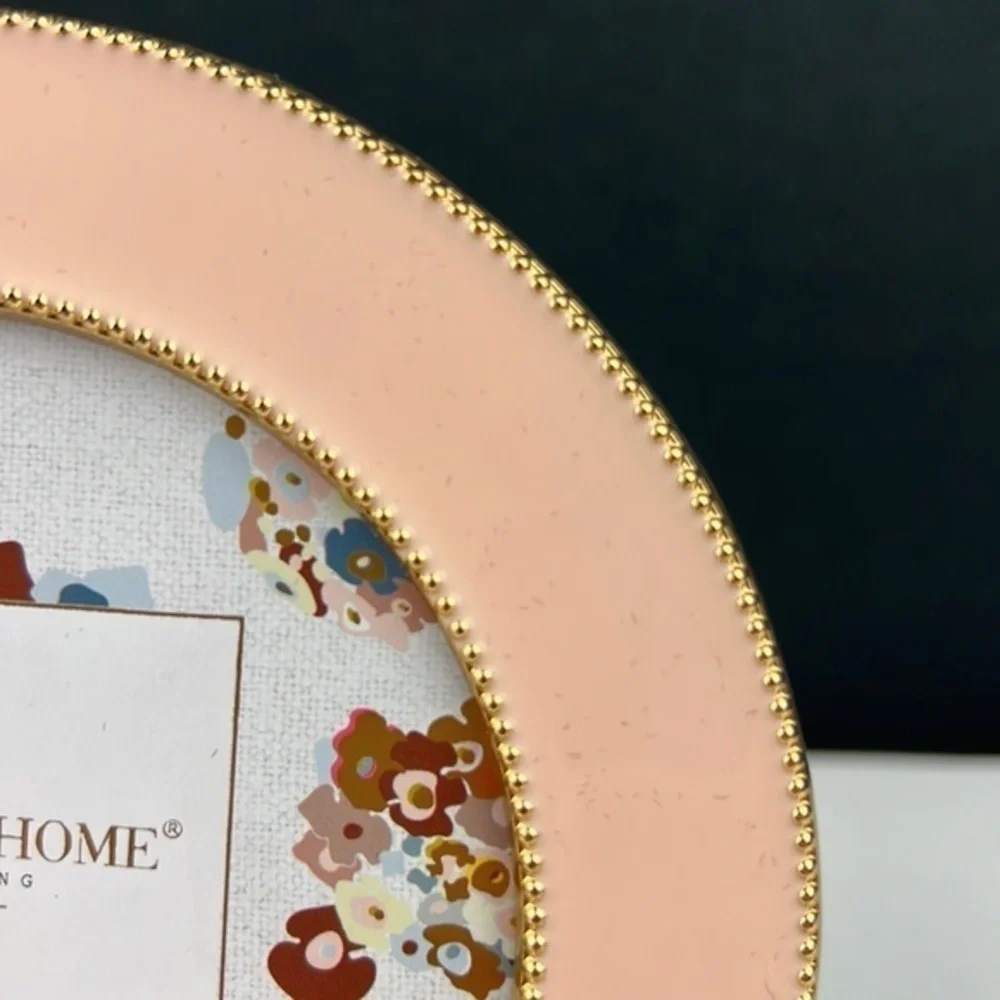 Sheffield Home details frame pictures