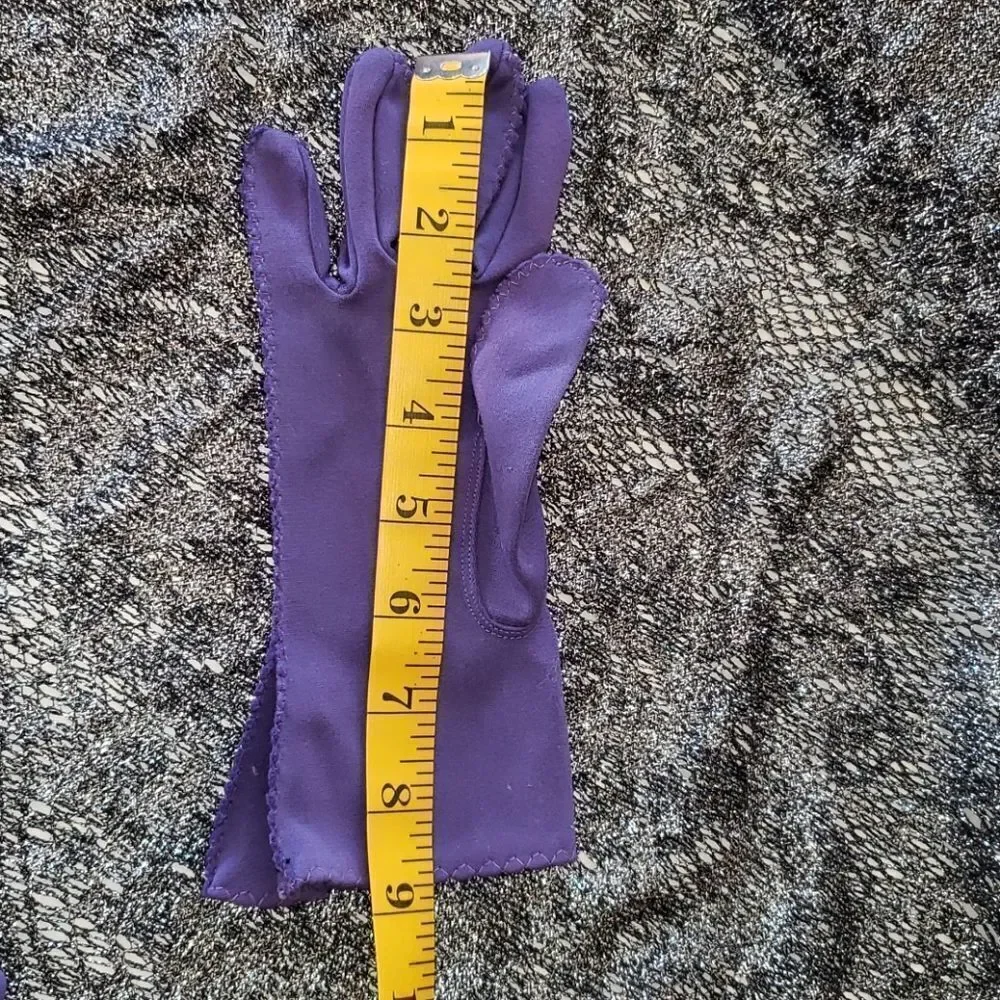 Vintage Purple Nylon Gloves