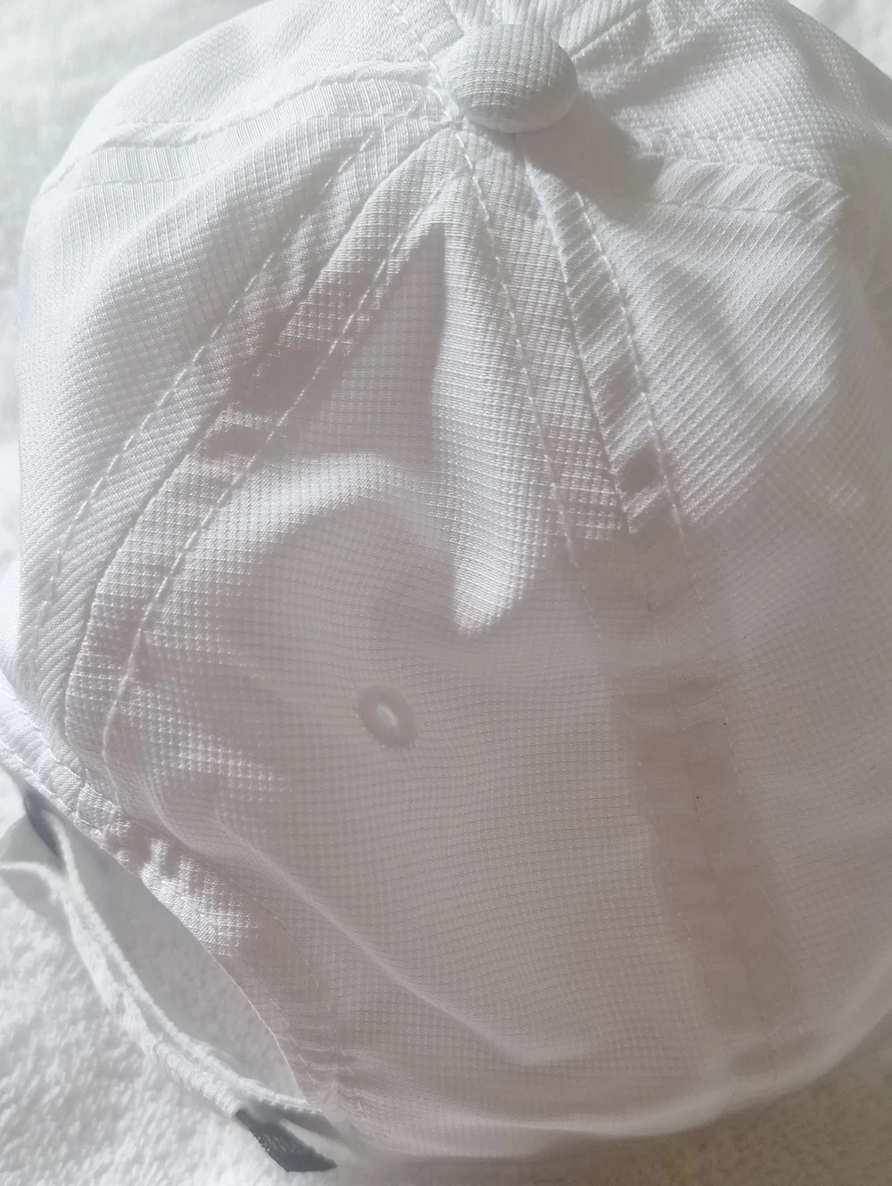Nike lightweight cap