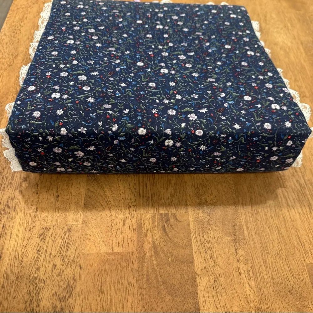 N/A vintage fabric