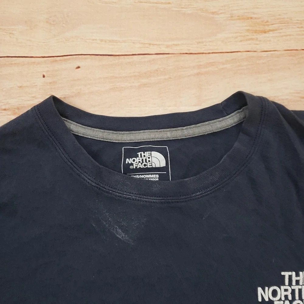 The North‎ Face Shirt Mens Small Blue Long Sleeve Lightweight Outdoor Hiking