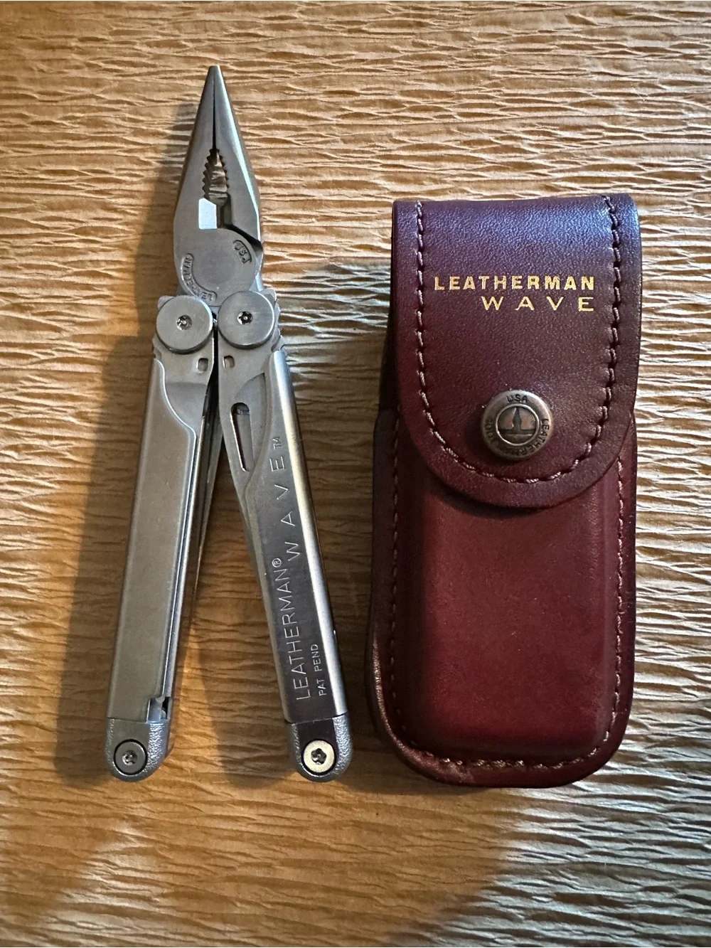 Leatherman Wave Stainless Multi-Tool with Leather Sheath - First Generation