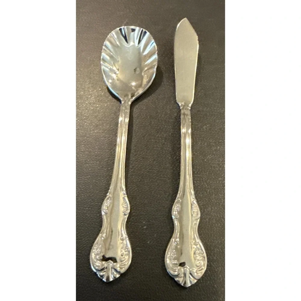 Wallace Continental Camden Sugar Spoon & Master Butter Knife Stainless 2‎ Piece