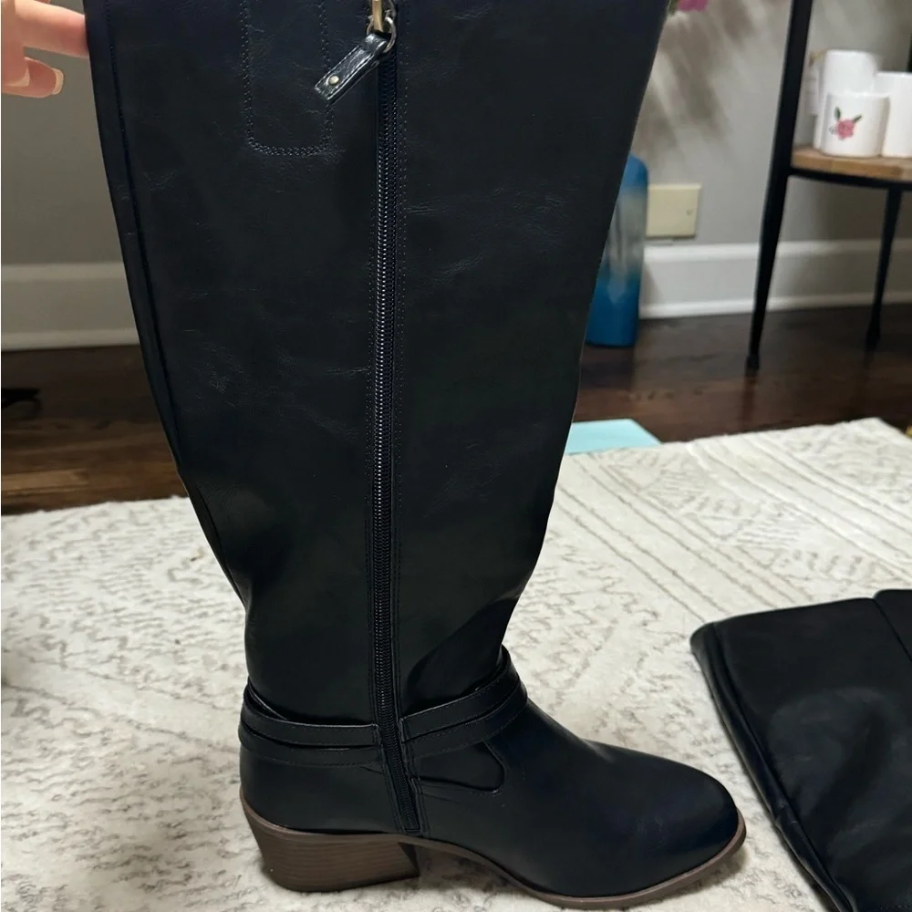 Dr. Scholls called size never