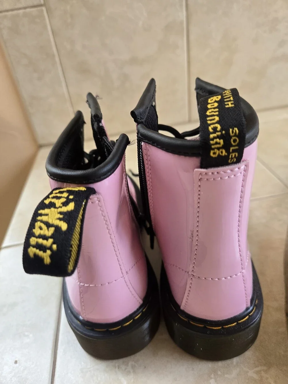 Dr. Martens stylish pink