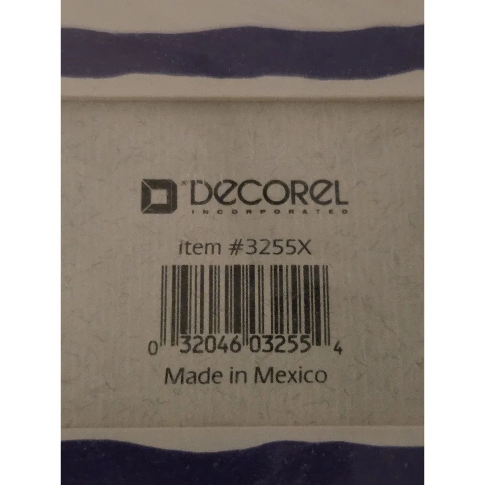 Decorel 14x14 wall