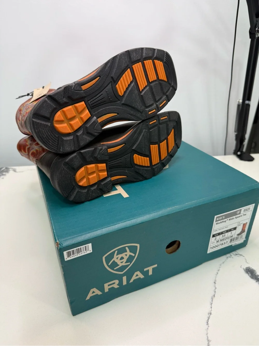 Ariat boys earth
