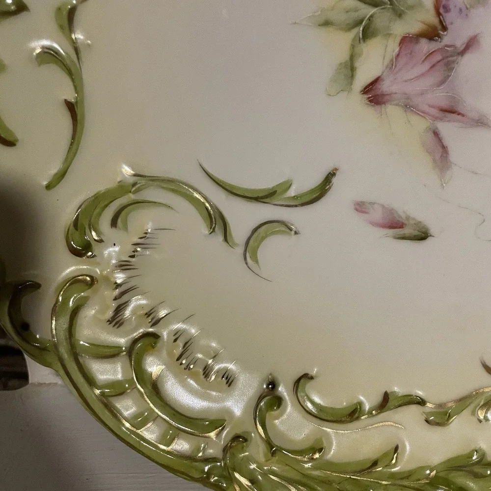 N/A this antique