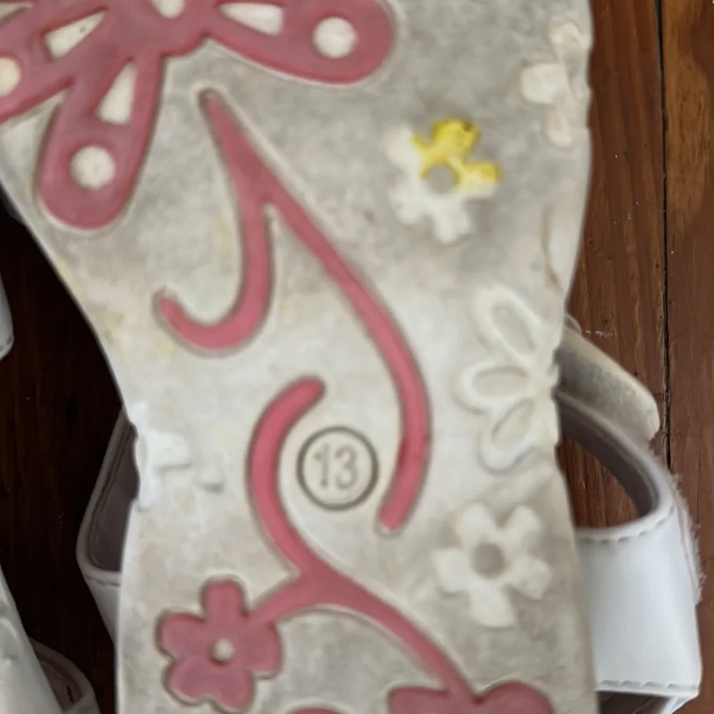 Rachel Shoes white sandals