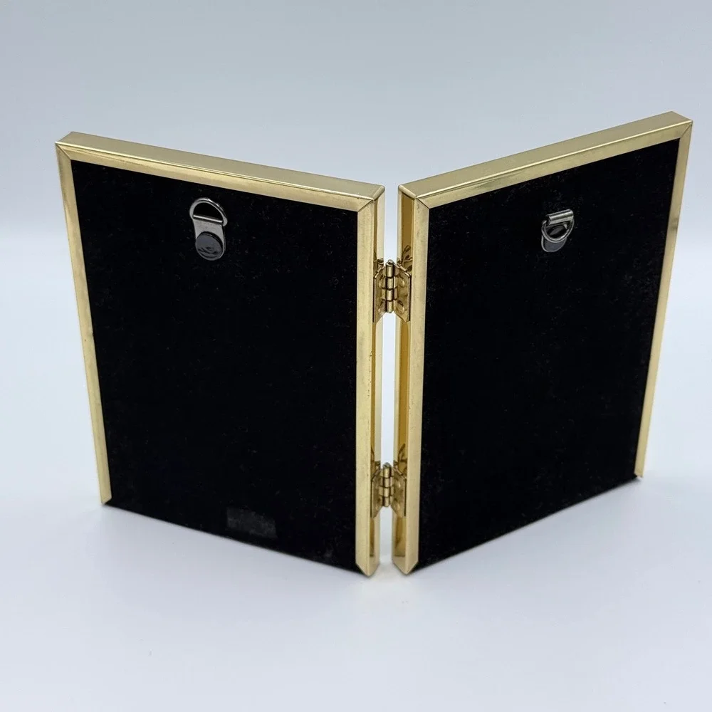 Classic Traditions Polished Brass Double Hinged Picture Frame 3.5x5 Gold Tone