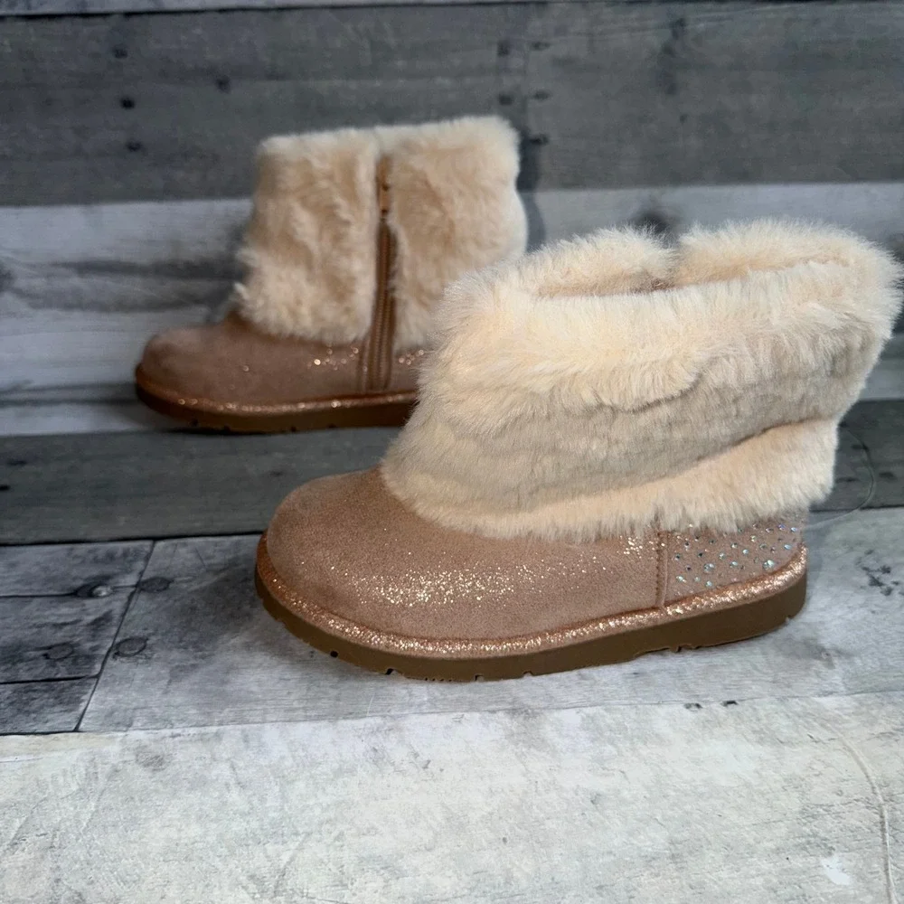 Kelly & Katie Charlie Rose Gold Glitter Faux Fur Rhinestone Boots Kids 10M