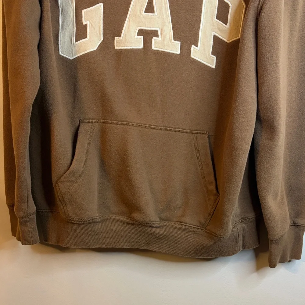 GAP soft brown