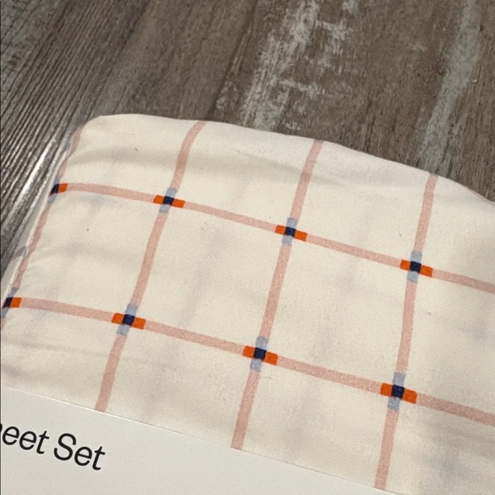 Room Essentials brand new