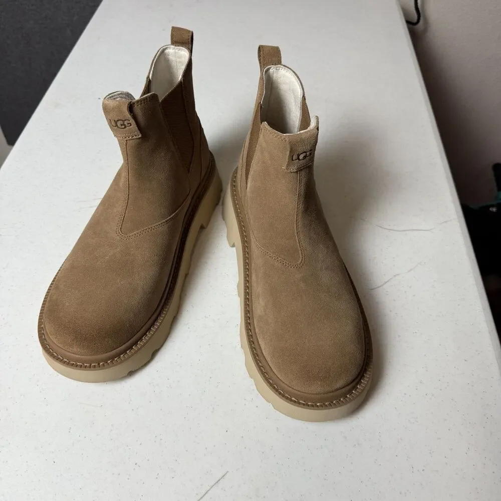 UGG Chelsea Lug Boots Men's Size 11 Chestnut 1171372  F27425E