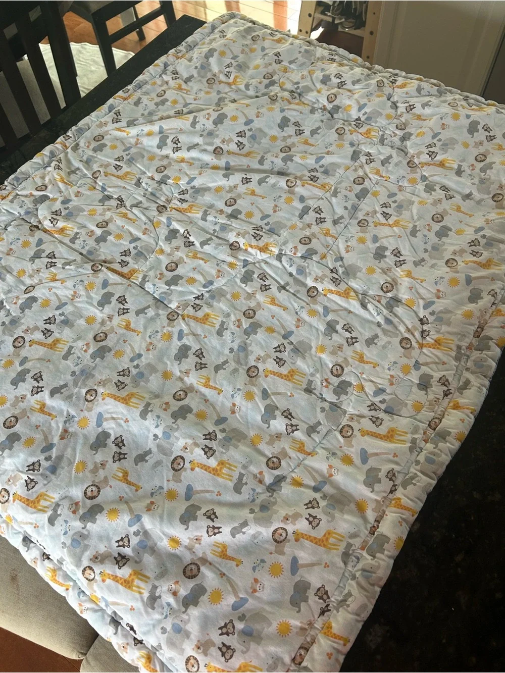 Lambs & Ivy piece crib