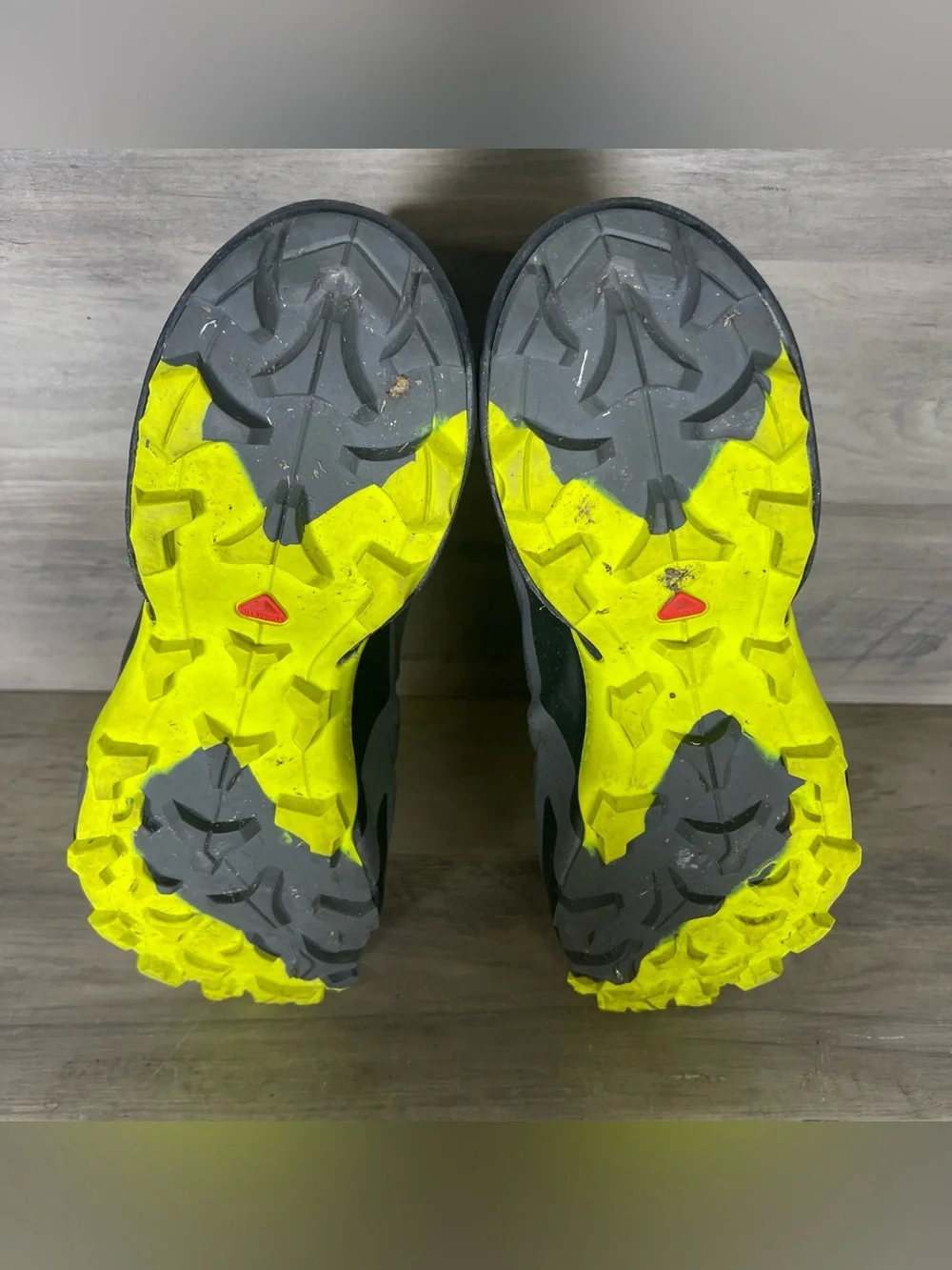 Salomon cross hike