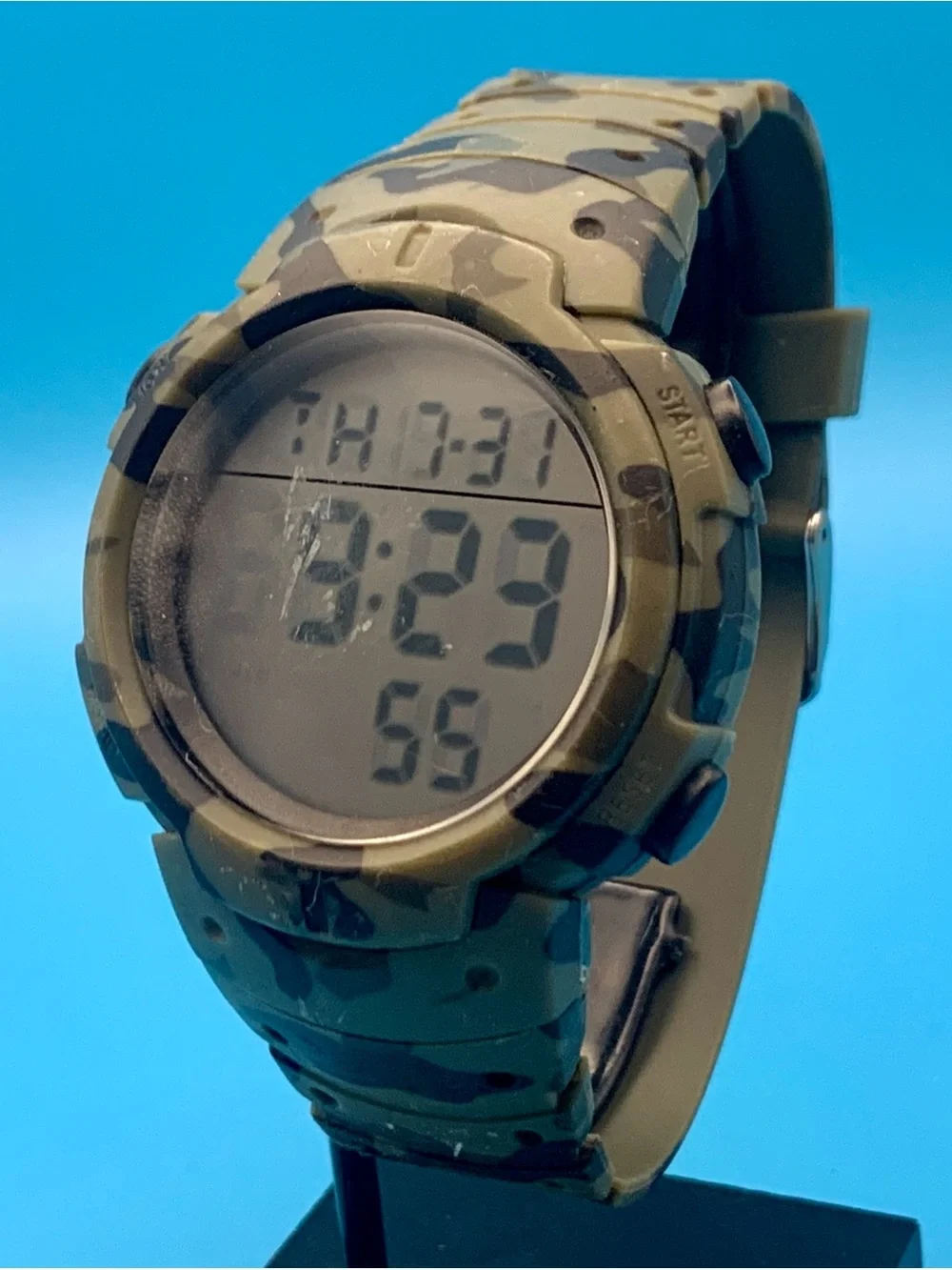 CAKCITY Men’s Digital Camo Wristwatch Chrono Backlight Alarm Day Date Working