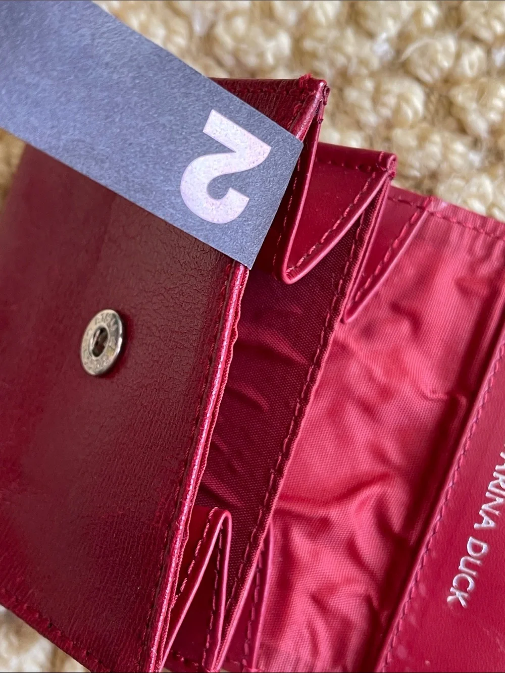 Mandarina Duck compact card