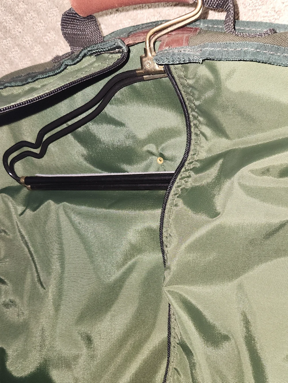 Orvis Dark Green Canvas Garment Bag with Brown Leather Accents