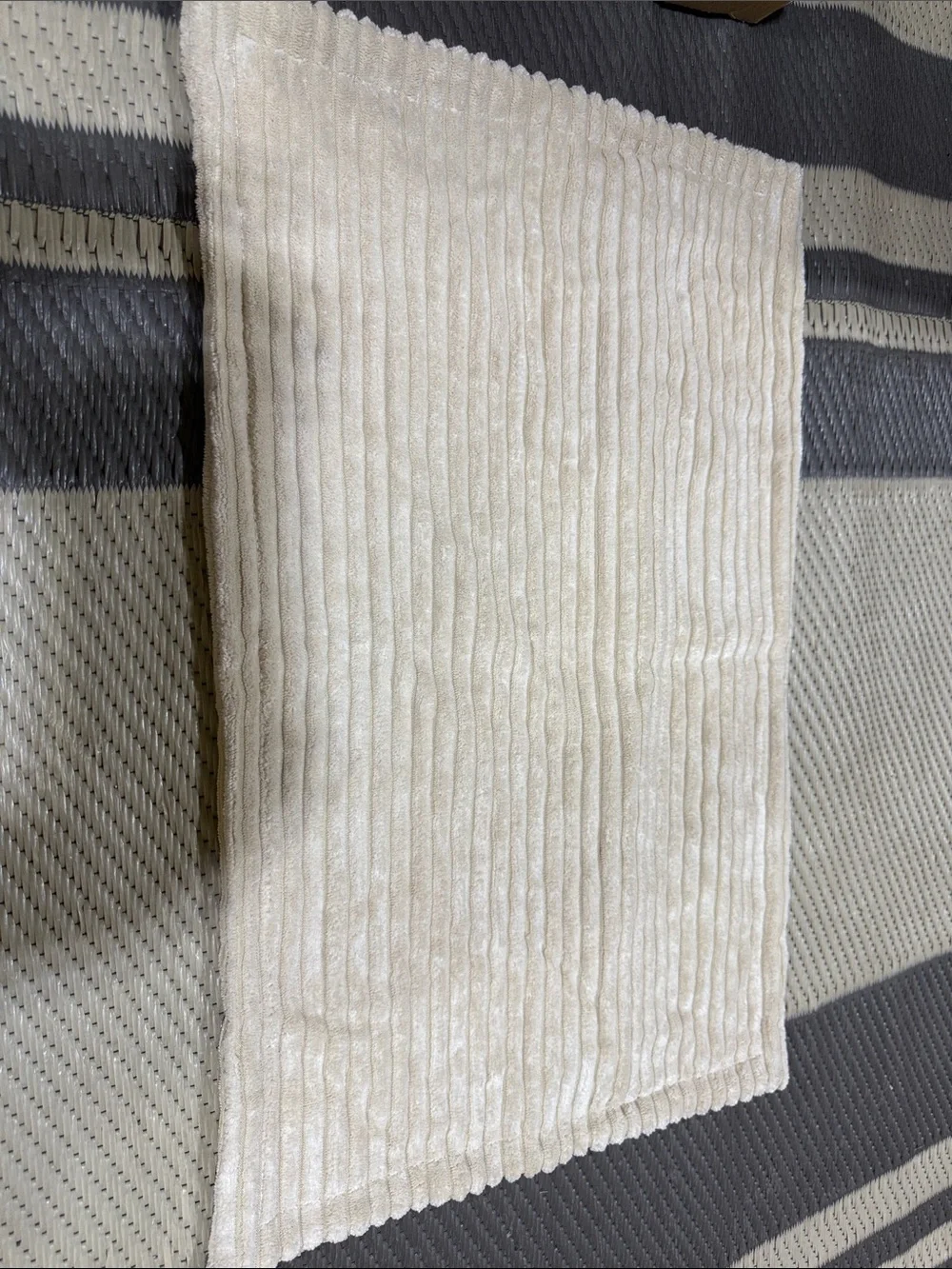 madizz cream ribbed