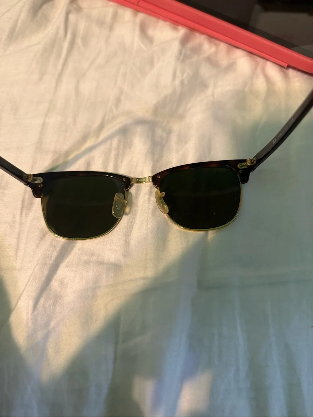 Ray-Ban iconic clubmaster