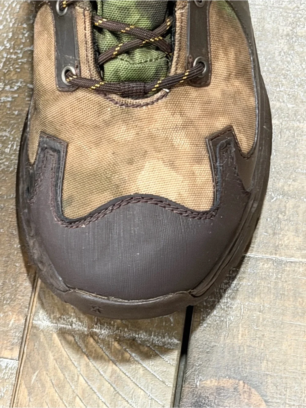 Browning cushioned panels eyelets