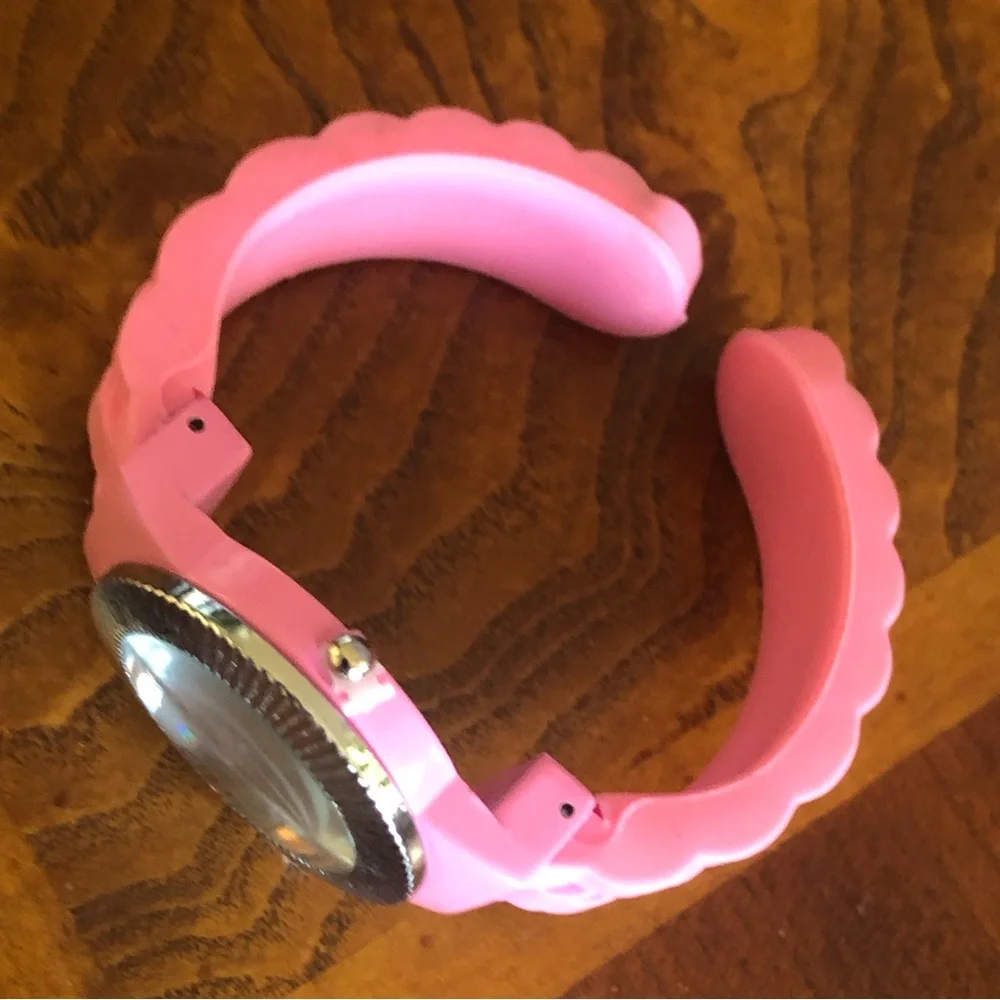 Geneva ladies bubblegum