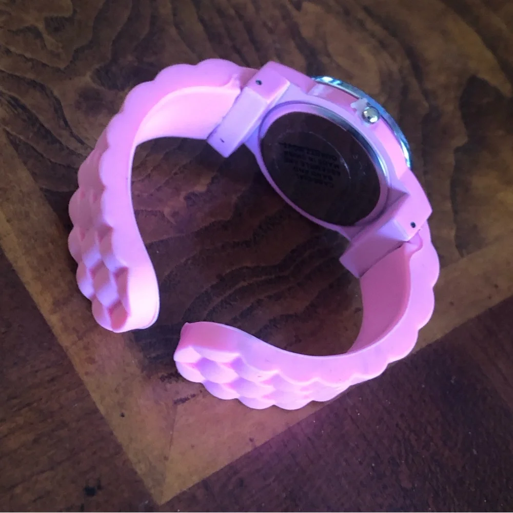 Geneva ladies bubblegum